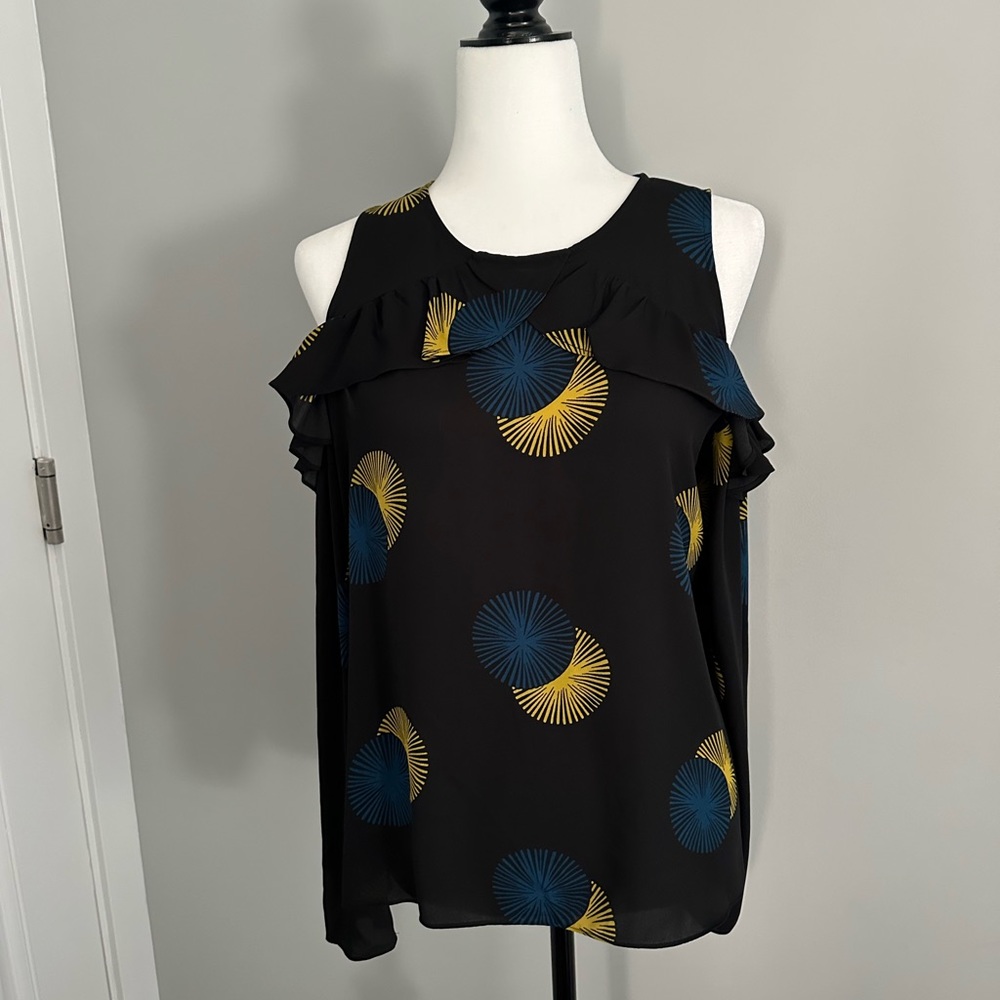 Cut out shoulder top
